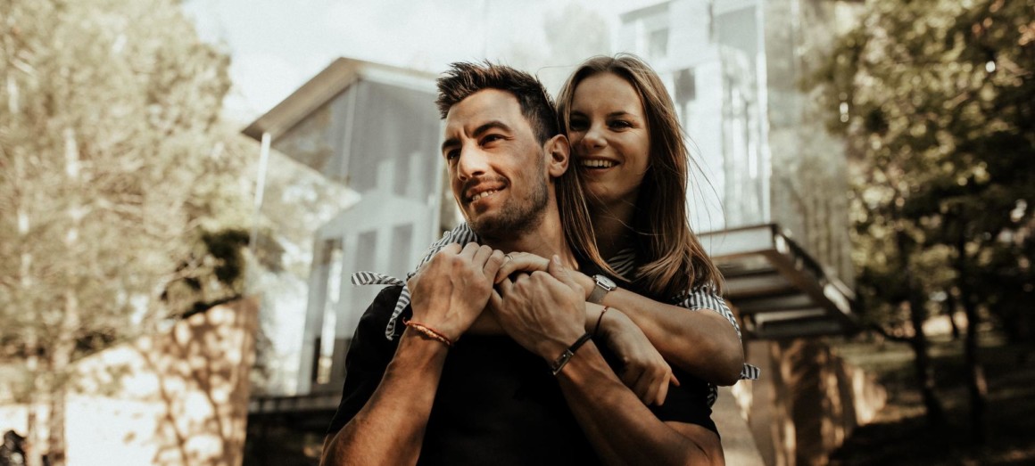 A happy couple.